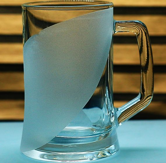 Пивний келих 670 мл Інь-Янь риба короп з гравіюванням символ гармонії подарунок для чоловіка | Зображення 4