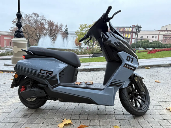 Электроскутер Crosser CR-22 2500W 72V 35Ah Graphene, до 80 км, 65 км/ч, современный городской электроскутер Синій | Зображення 8