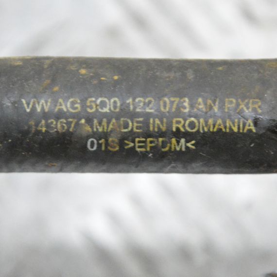 Патрубок системи охолодження 1.2 / 1.4 TSI Volkswagen Golf VII 2012-2020 Шланг води Фольксваген 5Q0122073AN | Зображення 2