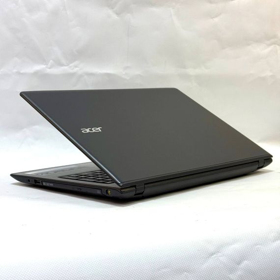 Ноутбук Acer Aspire E5-575G / 15.6" (1366x768) TN / Intel Core i3-6006U (2 (4) ядра по 2.0 GHz) / 8 GB DDR4 / 128 GB SSD + 1000 GB HDD / nVidia GeForce 940MX, 1 GB GDDR5, 64-bit / WebCam / Windows 10 Pro б/в | Зображення 7