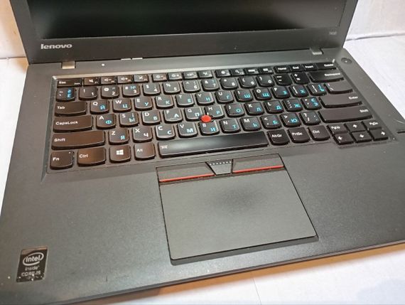 Ноутбук Б-клас Lenovo ThinkPad T450 / 14" (1600x900) TN / Intel Core i5-5300U (2 (4) ядра по 2.3 - 2.9 GHz) / 8 GB DDR3 / 120 GB SSD / Intel HD Graphics 5500 / WebCam / Два АКБ б/в | Зображення 7