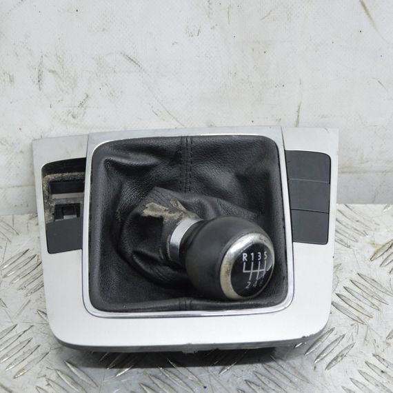 Накладка куліси КПП Volkswagen Passat B6 2005-2010 Рамка перемикання передач Фольксваген Пассат 3C0864263G