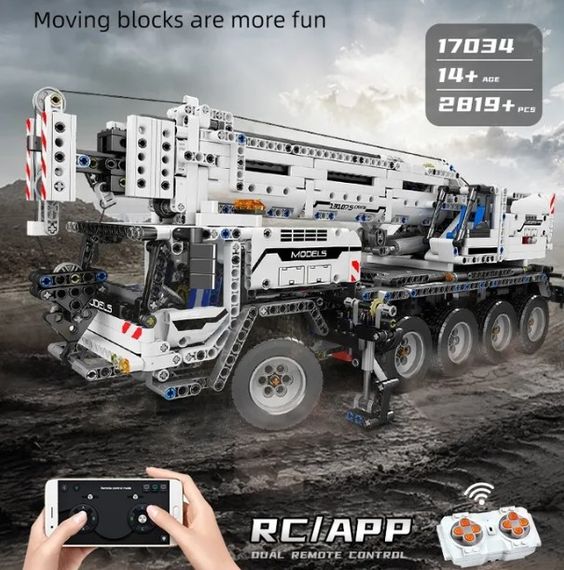Високотехнологічний конструктор Mould King 17034 «Кран Mk II з ДУ білий» повністю сумісний з Лего. | Зображення 3
