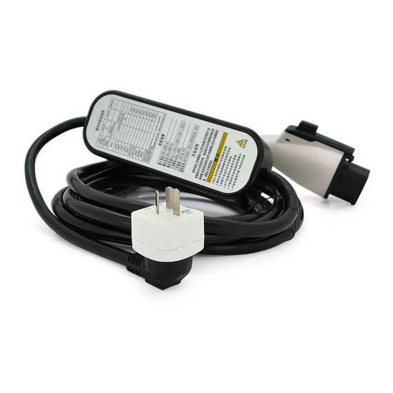 Зарядний пристрій для електромобіля DC: 220V/16A, довжина кабелю 5m, IP67, роз'єм GB/T, LED-індикація | Зображення 1