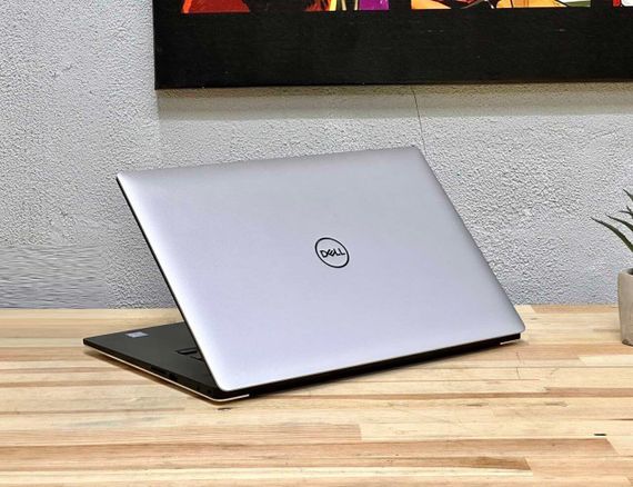 Мобильная рабочая станция Dell Precision 5530 / 15.6" (1920x1080) IPS / Intel Core i7-8850H (6 (12) ядра по 2.6 - 4.3 GHz) / 16 GB DDR4 / 512 GB SSD M.2 / nVidia Quadro P1000, 4 GB GDDR5, 128-bit / WebCam / Win 11 Pro б/у | Зображення 6