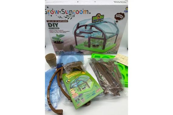 Ігровий набір теплиця для вирощування рослин з насінням та крапельним поливом Home made plant GREEN | Зображення 2