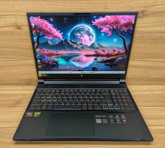 Игровой ноутбук Acer Nitro ANV 16-61 / 16" (1920x1200) IPS / AMD Ryzen AI 7 350 (8 (16) ядер по 2.0 - 5.0 GHz) / 16 GB DDR5 / 1000 GB SSD / nVidia GeForce RTX 5060, 8 GB GDDR7, 128-bit / WebCam / Windows 11 б/у + Подарок Беспроводная мышь / USB | Зображення 1