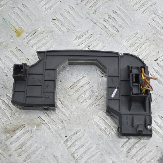 Блок підрульових перемикачів Audi A4 B6 B7 2000-2008 Корпус підрульового перемикача Ауді а4 8E0953549N