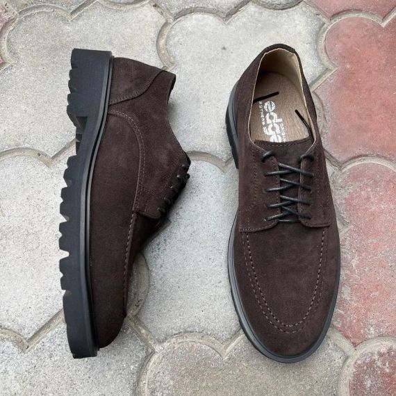 Стильні замшеві туфлі 42 розмір | Зображення 1