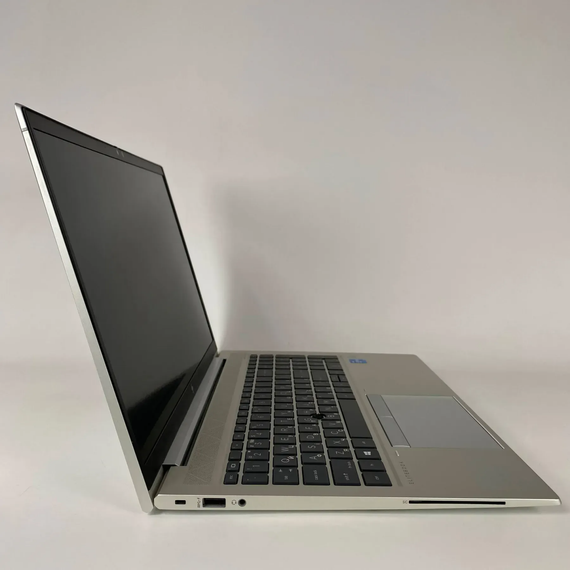 Ультрабук Б-класс HP EliteBook 850 G8 / 15.6" (1920x1080) IPS / Intel Core i5-1145G7 (4 (8) ядра по 2.6 - 4.4 GHz) / 16 GB DDR4 / 256 GB SSD / Intel Iris Xe Graphics / WebCam / TouchID / USB Type-C б/у + Подарок Беспроводная мышь / USB | Зображення 2