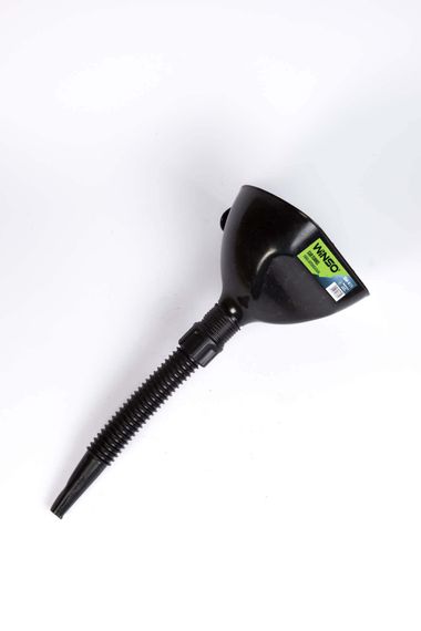 Лійка паливна пластикова Winso пряма 137610