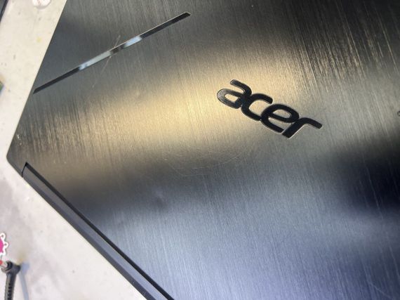 Игровой ультрабук Б-класс Acer Nitro 715-5173BU / 15.6" (1920x1080) IPS / Intel Core i7-9750H (6 (12) ядер по 2.6 - 4.5 GHz) / 16 GB DDR4 / 960 GB SSD / nVidia GeForce GTX 1650, 4 GB GDDR5, 128-bit / WebCam б/у + Подарок Беспроводная мышь HOCO GM28 | Зображення 6