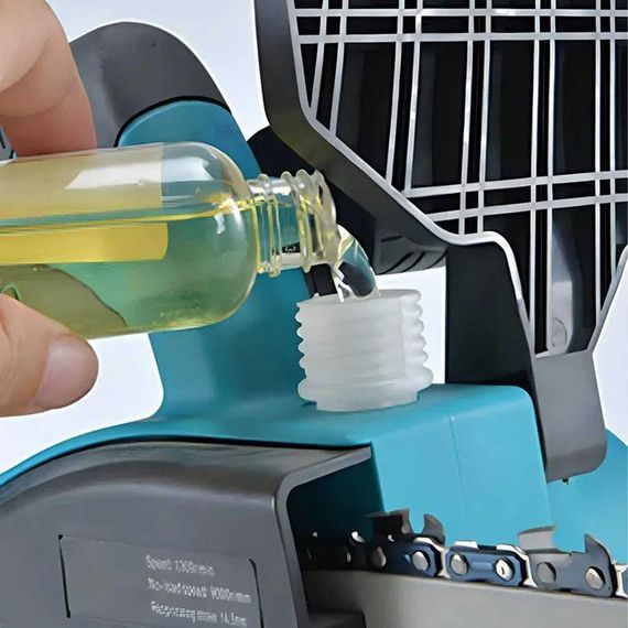 Акумуляторна ланцюгова пила 12" з 2-ма акумуляторами, в кейсі / Бездротова електропила / Електрична міні пила | Зображення 5