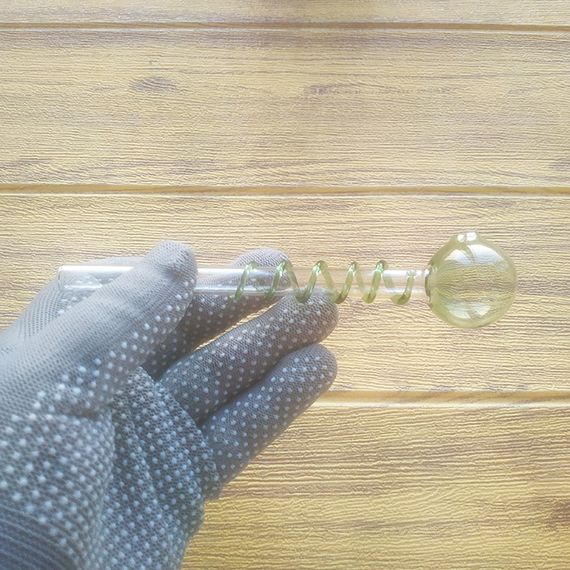 Стеклянная трубка Spira Oil Green | Зображення 1