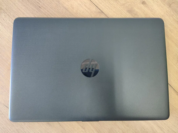 Ноутбук HP 15-bv633ur/15.6"HD/AMD A6 9220/4Gb/HDD500Gb/AMD Radeon R4 | Зображення 4