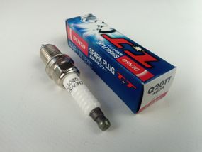 Свічка запалювання DENSO TT Q20TT.4/T07 ВАЗ 2110-2112 16 кл.  4 шт. в упак. ціна за шт. (2112-3707010)