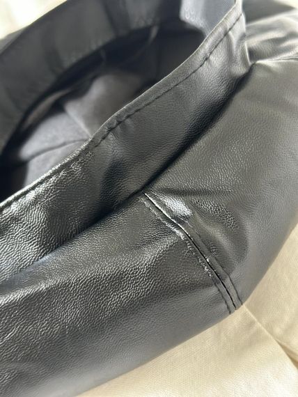 Жіночий берет зі штучної шкіри Чорний 55-57р One size  (2654) | Зображення 1