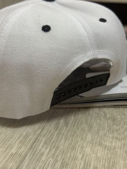 Кепка снепбек (Snapback)  Brooklyn Barber Shop  Чорний з білим 56-61р (9033) | Зображення 1