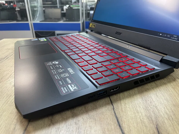 Ноутбук Acer Nitro 5 15.6  FHD IPS 144Hz core i5 10300H/8gb/256SSD/RTX 3050 | Зображення 2