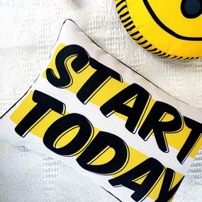 Подушка інтер'єрна з мішковини Start today 45x32 см