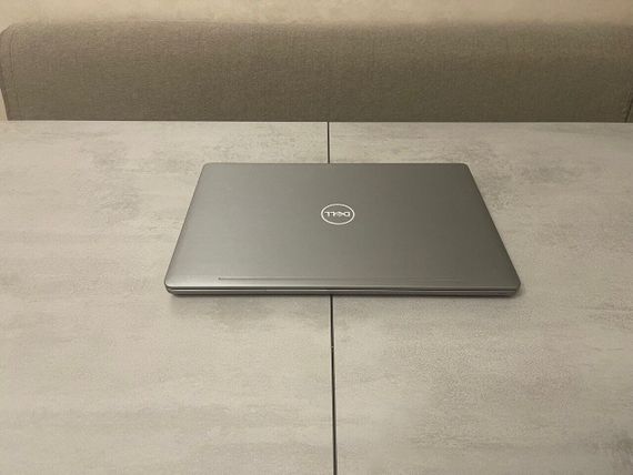 Ультрабук Dell Latitude 5510 / 15.6" (1920x1080) IPS / Intel Core i7-10610U (4 (8) ядра по 1.8 - 4.9 GHz) / 16 GB DDR4 / 256 GB SSD M.2 / Intel UHD Graphics / WebCam б/у + Подарок Проводная мышь / USB | Зображення 6