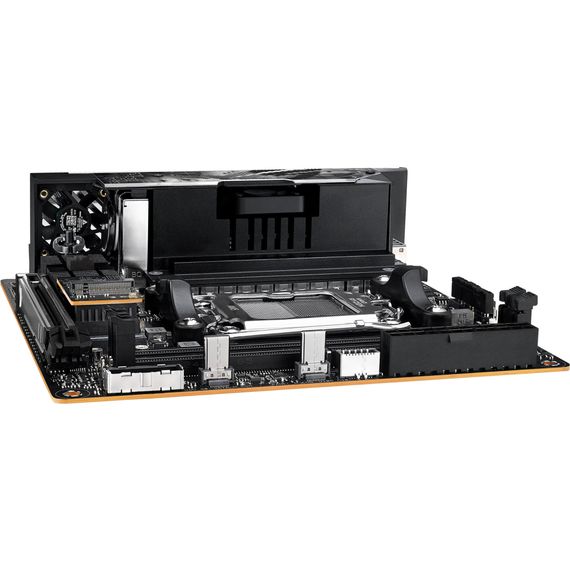 Материнська плата ASUS ROG STRIX X870-I GAMING WIFI | Зображення 8