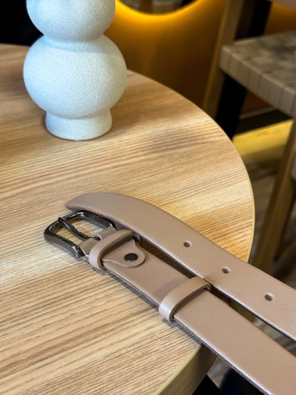 Шкіряний жіночий ремінь в бежевому кольорі 3588 | Зображення 2