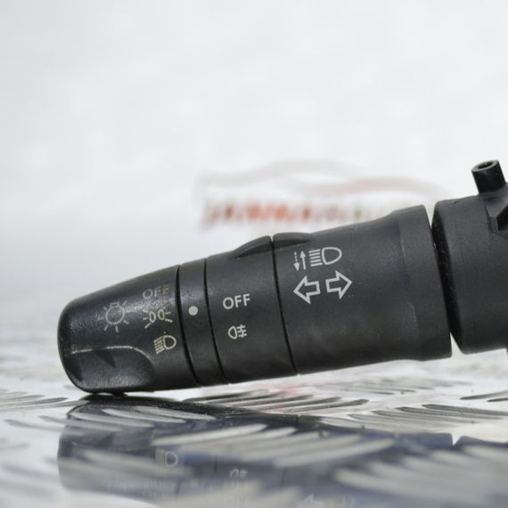 Підрульовий перемикач поворотів лівий Nissan Primera Almera 02-08 Ніссан Альмера Прімера 25540AV620 | Зображення 2