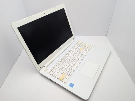 Ноутбук Asus E502S / 15.6" (1366x768) TN / Intel Pentium N3700 (4 ядра по 1.6 - 2.4 GHz) / 4 GB DDR3 / 120 GB SSD / Intel HD Graphics / WebCam б/в | Зображення 5