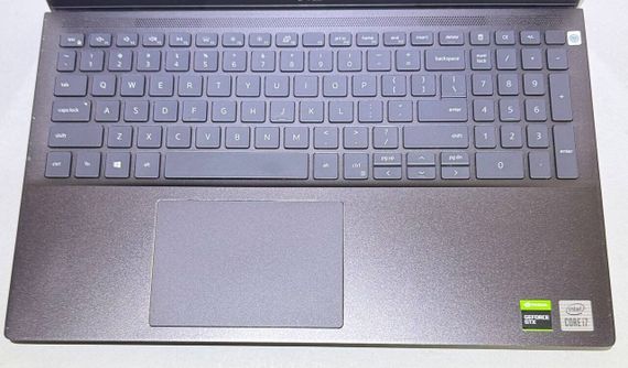Ігровий ультрабук Dell Vostro 7500 / 15.6" (1920x1080) IPS / Intel Core i7-10750H (6 (12) ядер по 2.6 - 5.0 GHz) / 16 GB DDR4 / 256 GB SSD / nVidia GeForce GTX 1650, 4 GB GDDR6, 128-bit / WebCam б/в | Зображення 2