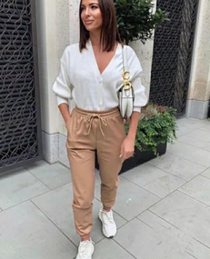 Женские брюки-джоггеры укороченные из эко кожи MI551 размер 50/52, цвет мокко