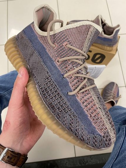Кросівки Adidas Yeesy Boost 350 Apricot | Зображення 1