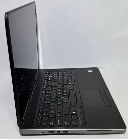 Мобільна робоча станція Dell Precision 7520 / 15.6" (1920x1080) IPS /  Intel Xeon E3-1505M v6 (4(8) ядра по 3.0 - 4.0 GHz)  / 16 GB DDR4 / 256 GB SSD / nVidia Quadro M2200, 4 GB GDDR5, 128-bit / WebCam б/в | Зображення 5