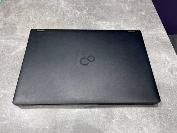 Ноутбук Fujitsu LifeBook E5510 / 15.6" (1920x1080) IPS / Intel Core i3-10110U (2 (4) ядра по 2.1 - 4.1 GHz) / 16 GB DDR4 / 256 GB SSD / Intel UHD Graphics / WebCam б/в | Зображення 5