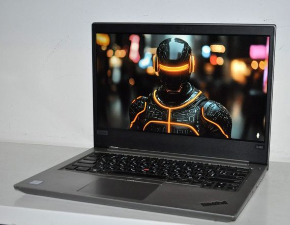 Ноутбук Б-клас Lenovo ThinkPad E480 / 14" (1920x1080) IPS / Intel Core i5-7200U (2 (4) ядра по 2.5 - 3.1 GHz) / 16 GB DDR4 / 480 GB SSD / Intel UHD Graphics 620 / WebCam / Windows 11 Pro б/в | Зображення 4