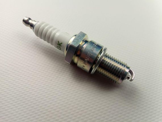 Свічка запалювання NGK V-Line 4 (BP6E) ВАЗ 2101-07 (2101-3707000) (V-Line 4) | Зображення 2