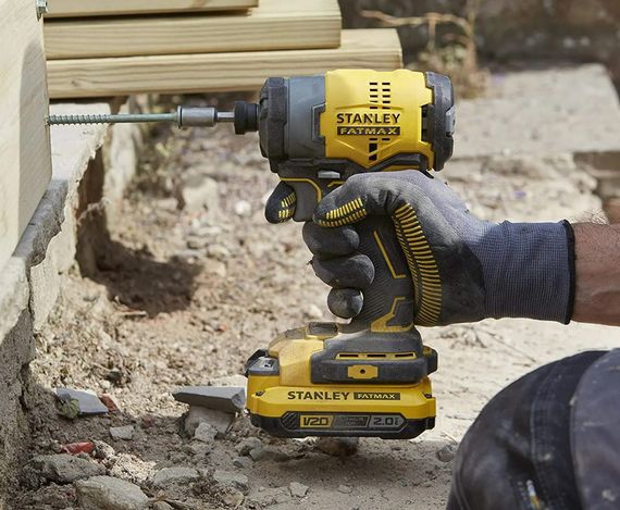 Гайковерт ударний акумуляторний Stanley Fatmax з АКБ та ЗП SFMCF810D2K | Зображення 1