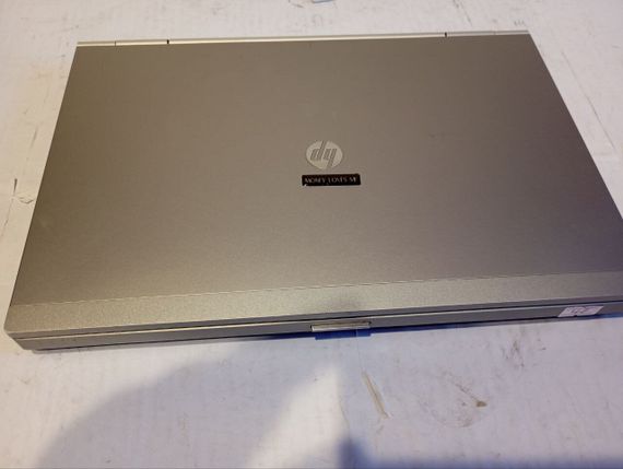 Ноутбук Б-класс HP EliteBook 8470p / 14" (1600x900) TN / Intel Core i5-3320M (2 (4) ядра по 2.6 - 3.3 GHz) / 8 GB DDR3 / 500 GB HDD / Intel HD Graphics 4000 / WebCam / DVD-ROM б/у | Зображення 6