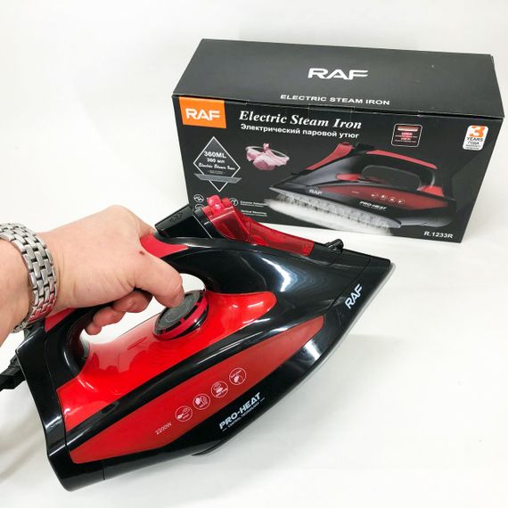 Праска з керамічною підошвою RAF R.1233 потужність 2200Вт 320 мл. Колір: червоний | Зображення 2