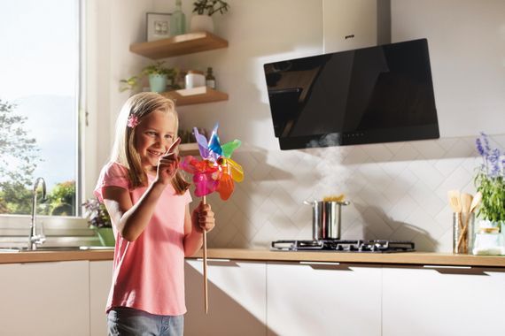 Вытяжка Gorenje наклонная WHI949EXBG | Зображення 1