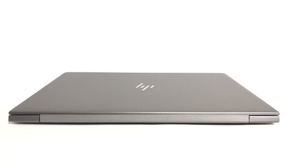 Мобільна робоча станція HP ZBook 15u G5 / 15.6" (1920x1080) IPS / Intel Core i7-8650U (4 (8) ядра по 1.9 - 4.2 GHz) / 16 GB DDR4 / 256 GB SSD / AMD Radeon Pro WX 3100, 2 GB DDR5, 128-bit / WebCam / Win 11 Pro б/в  + Подарунок Накопитель Kingston 64GB | Зображення 2