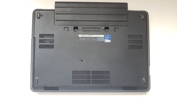 Ноутбук Б-класс Dell Latitude E5440 / 14" (1366x768) TN / Intel Core i3-4010U (2 (4) ядра по 1.7 GHz) / 8 GB DDR3 / 256 GB SSD / Intel HD Graphics 4400 / WebCam / DVD-ROM / АКБ не держит б/у | Зображення 8