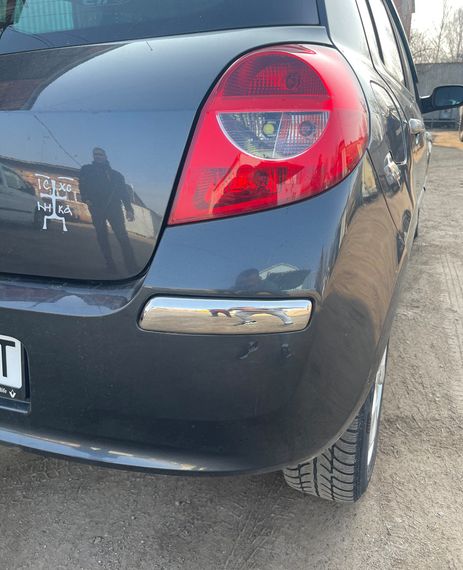Накладка на задній бампер куточки (нерж) для Renault Clio III 2005-2012 рр | Зображення 1