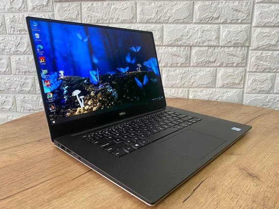 Ноутбук Dell Precision 5520 15.6"FHD/IPS/i7 6820HQ/16/SSD512/Quadro M1200-4Gb | Зображення 2