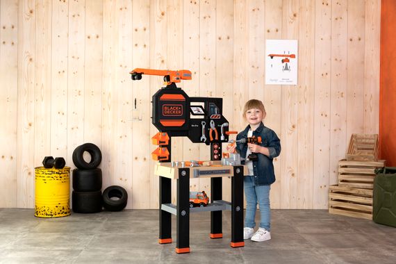 Дитячий ігровий набір Black and Decker майстерня з підйомним краном та машинкою 117х85х35см | Зображення 7