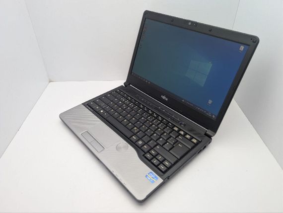 Ноутбук Fujitsu LifeBook S792 / 13.3" (1366x786) TN / Intel Core i7-3612QM (4 (8) ядра по 2.1 - 3.1 GHz) / 8 GB DDR3 / 640 GB HDD / Intel HD Graphics 4000 / WebCam б/у | Зображення 5