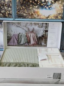 Постельное белье летнее с покрывалом-пике (220х240см), простынью (240х260см) и наволочками (2 шт) Pupilla