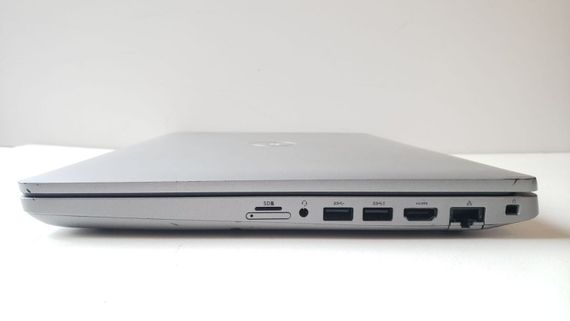Мобильная рабочая станция Б-класс Dell Precision 3551 / 15.6" (1920x1080) IPS / Intel Core i7-10850H (6 (12) ядер по 2.7 - 5.1 GHz) / 16 GB DDR4 / 512 GB SSD / nVidia Quadro P620, 4 GB GDDR5, 128-bit / WebCam б/у | Зображення 4