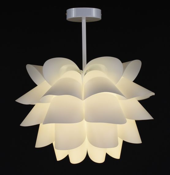 Люстра стельова на 1 лампочку 27950 Білий 40х39х39 см. | Зображення 2