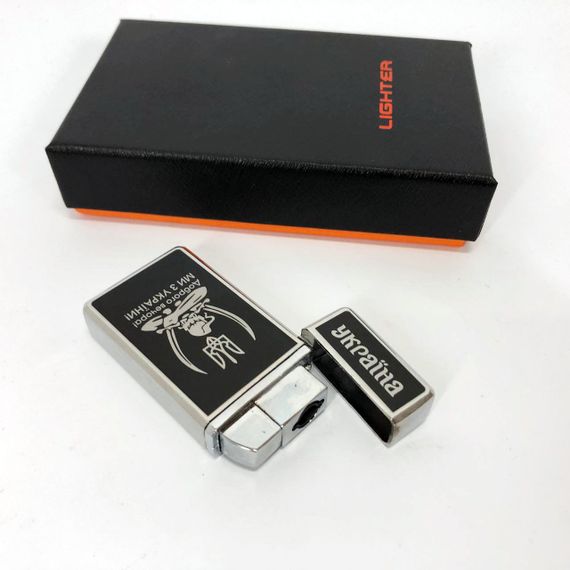 Зажигалка газовая в подарочной коробке Доброго вечора! Ми з України! (Острое пламя) HL-489. CR-752 Цвет: | Зображення 3